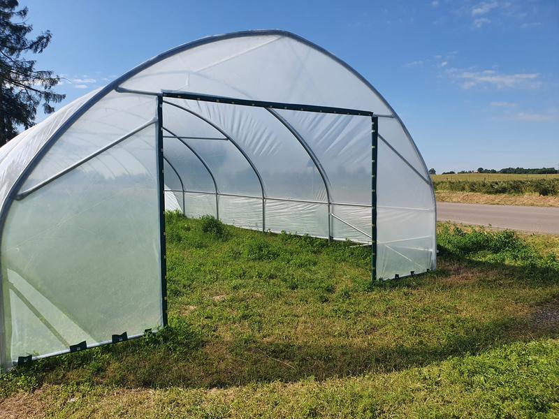 Jak skutecznie zagospodarować tunel foliowy – krok po kroku poradnik