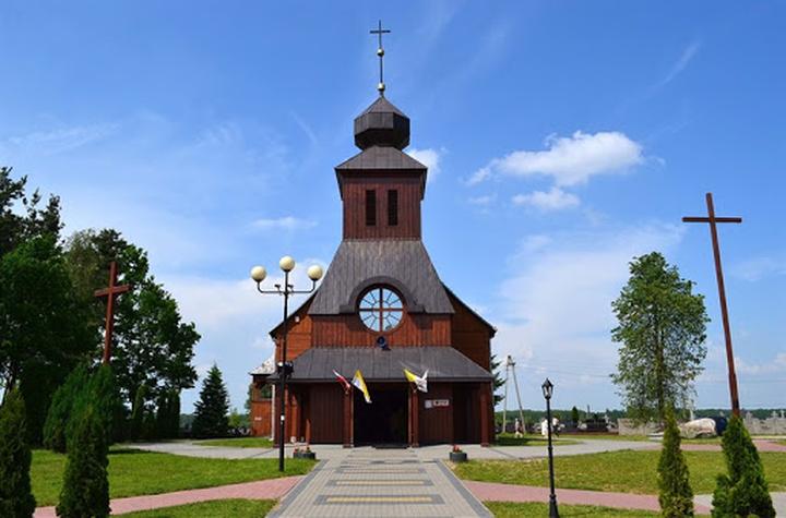 Sekrety pielęgnacji rzewniów: jak sprawić, by pięknie kwitły przez lata