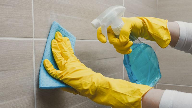 Mycie płytek ceramicznych