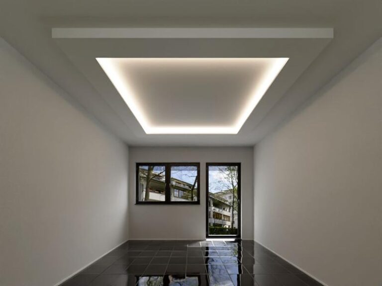 Sufit podwieszany krok po kroku – jak wykonać go samodzielnie?